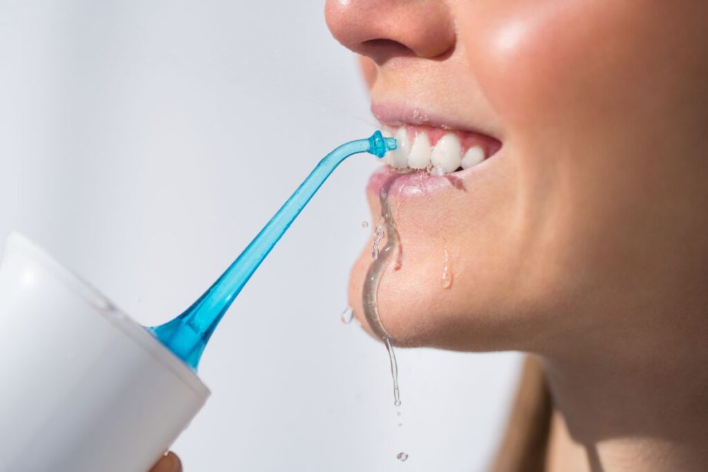 Irrigadores Bucales: Qué Son, Beneficios y Cómo Elegir el Mejor